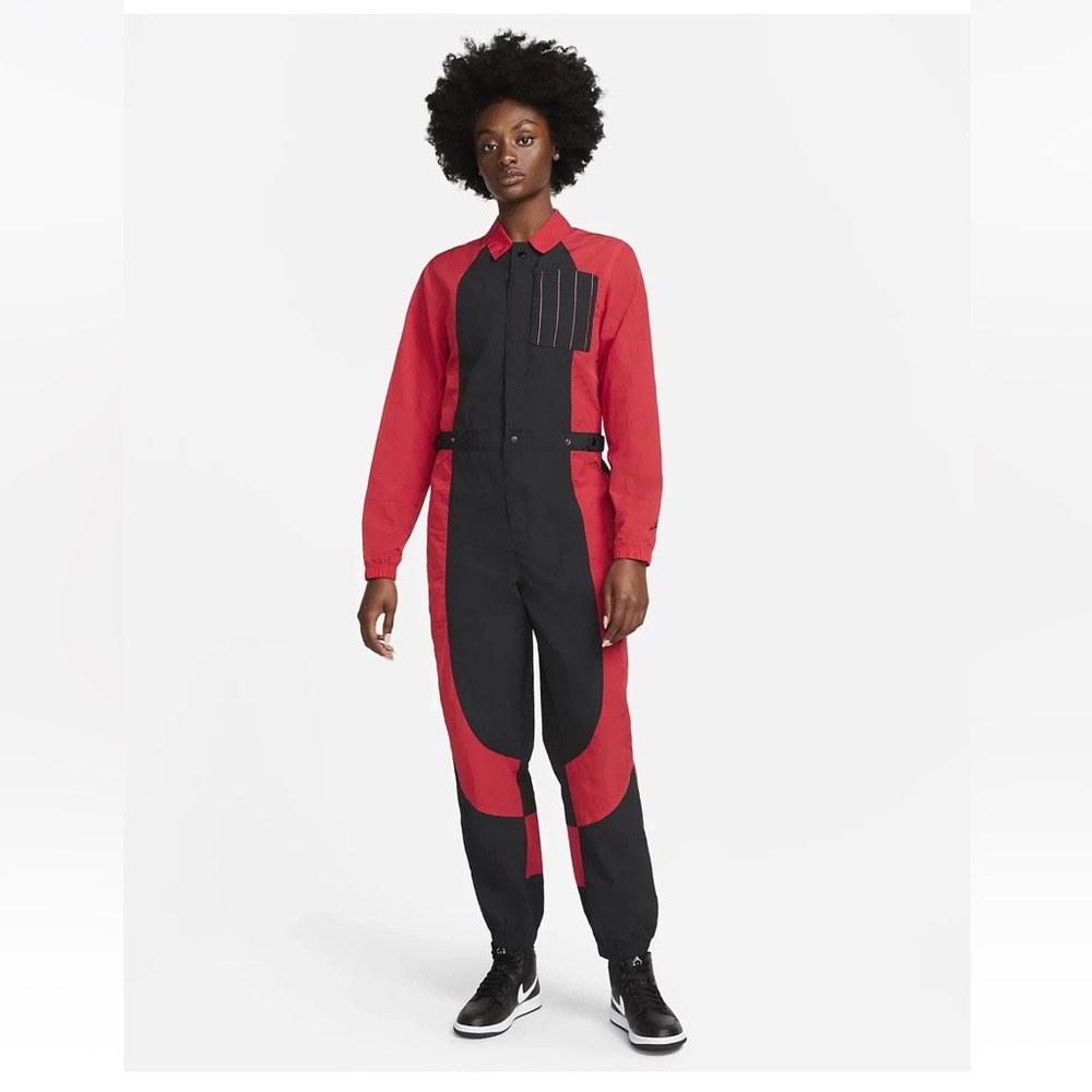 Nike Women’s Air Jordan Essentials Flightsuit in Size Small DJ2626-636